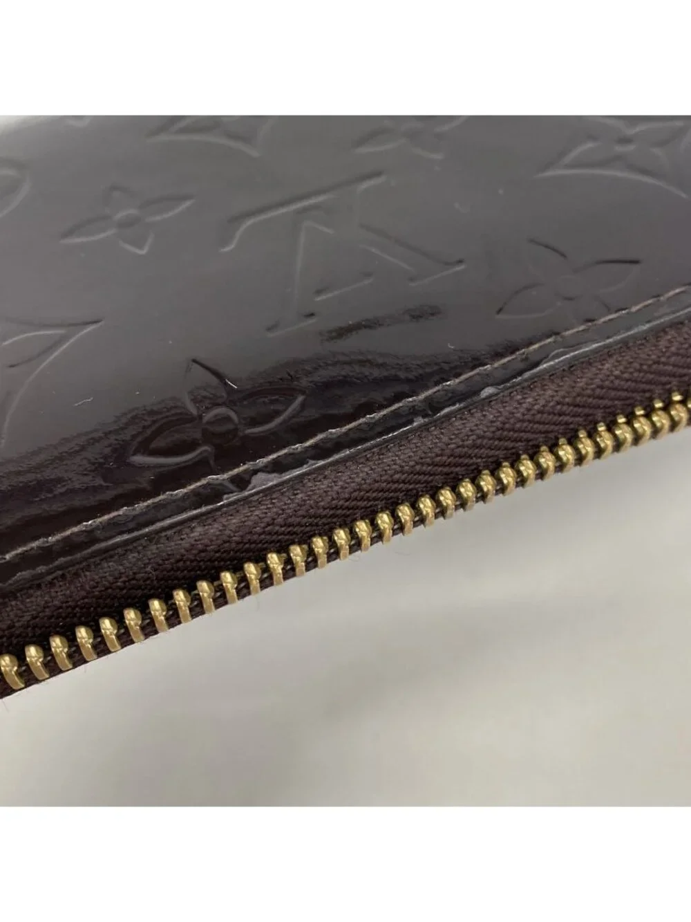 Louis Vuitton Wallet Vernis Zippy Amaranto